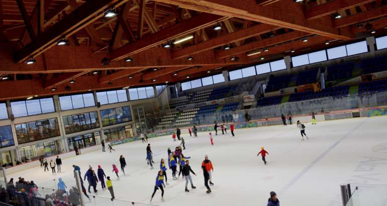 💚🤍❤️APERTURA AL PUBBLICO dal 22 al  27 FEBBRAIO 2022⛸️🏒😊